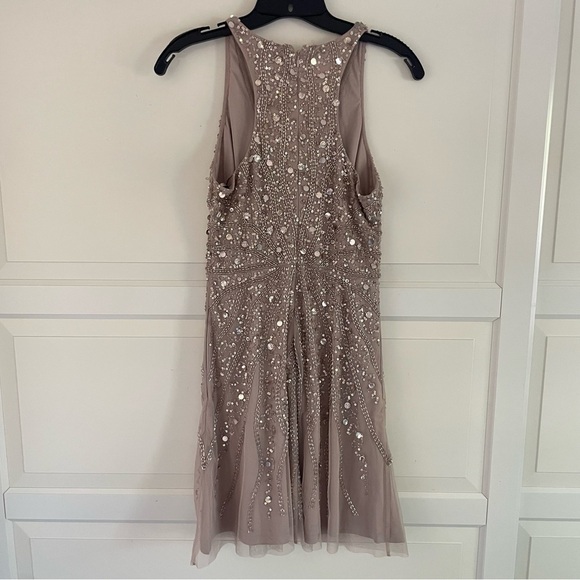 New! Aidan Mattox Taupe Sequin Halter V-neck Mini Dress Size 2 - 26760 - Picture 4 of 15